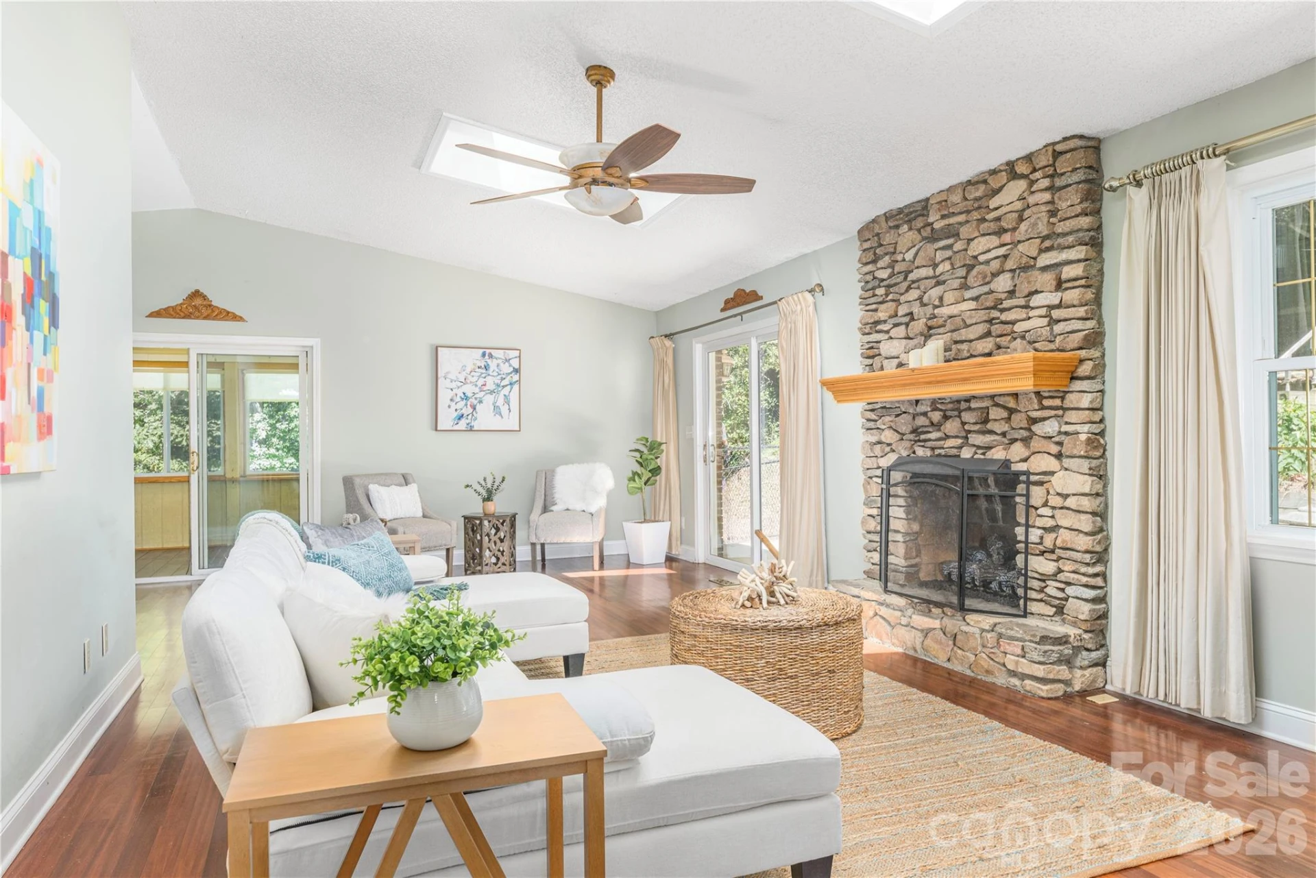 446 Deerhaven Lane - Photo 4