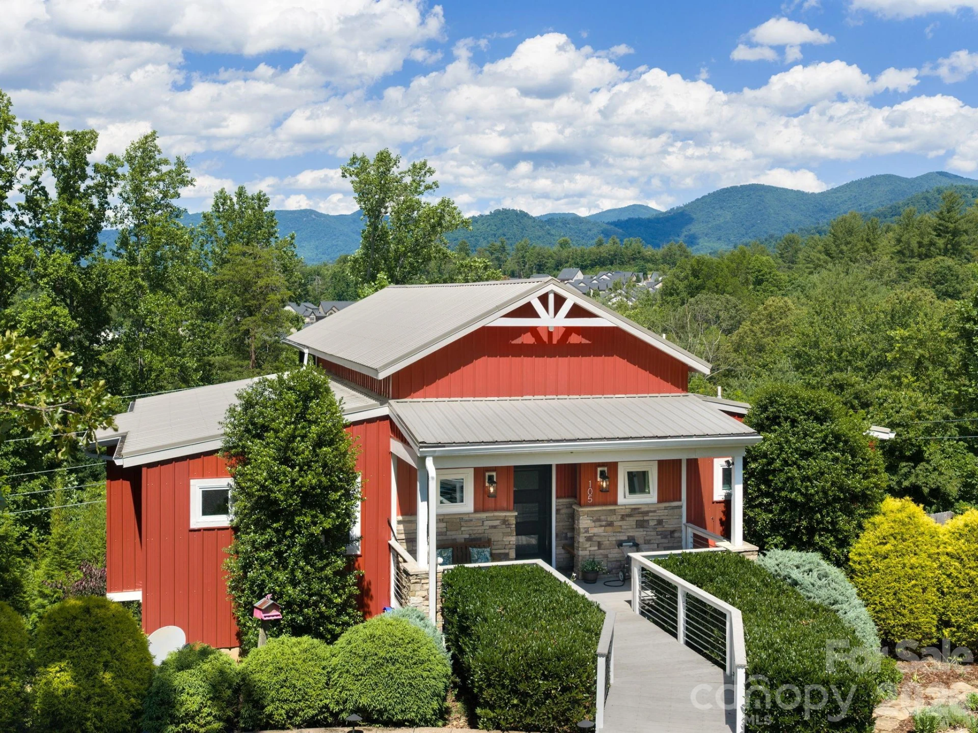 105 Upper Grove Lane