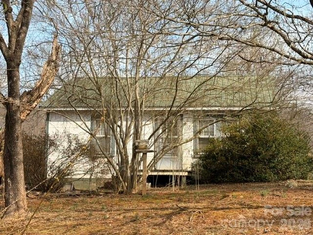 1081 Ashworth Road - Photo 3