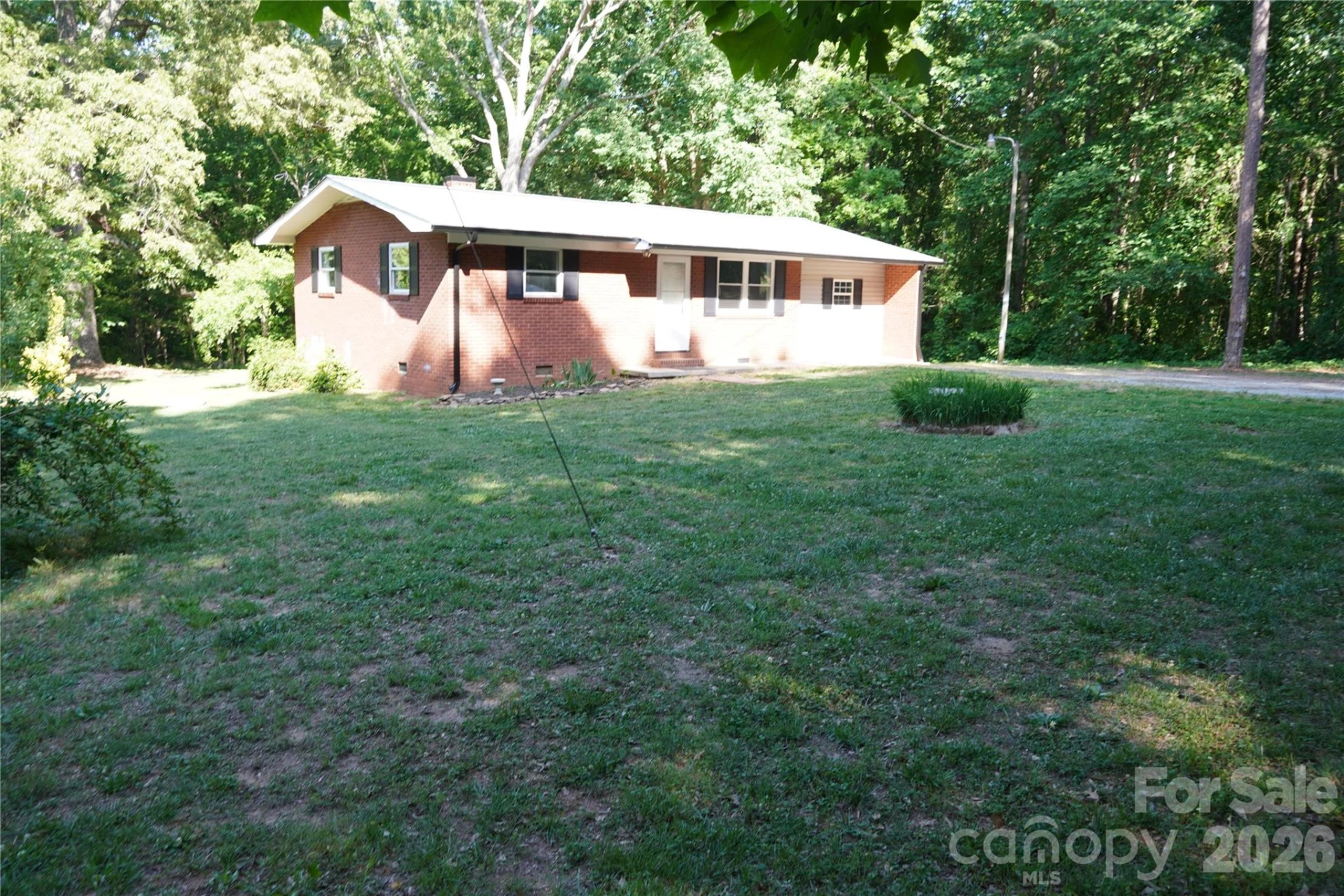 187 Owens Street - Photo 2