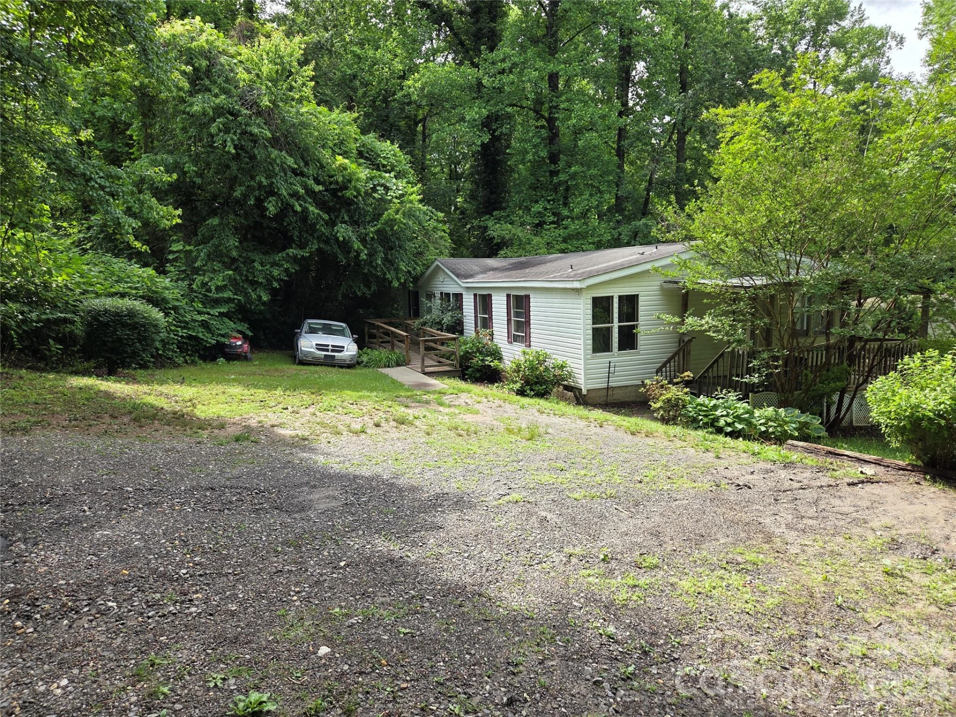 4 Boyer Drive - Photo 3