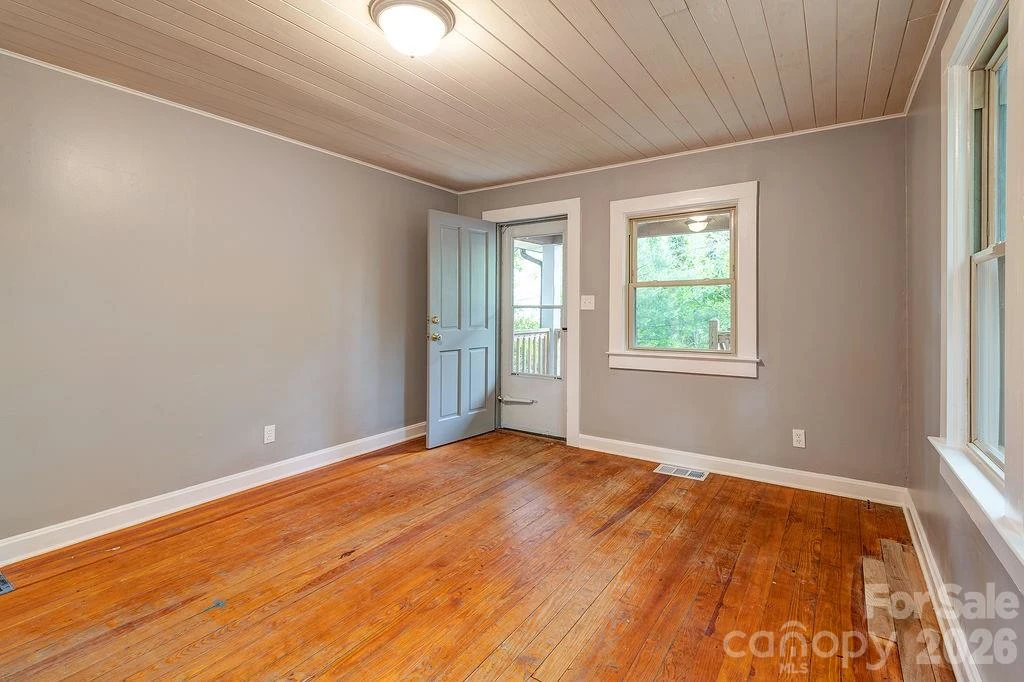 1 Narbeth Road - Photo 4