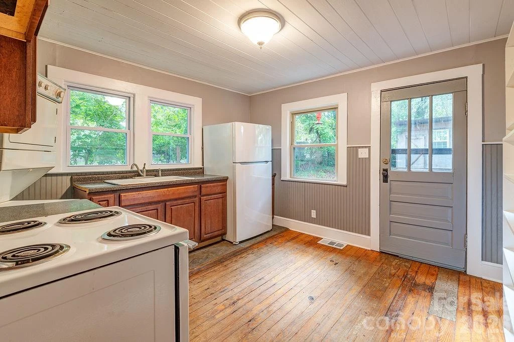 1 Narbeth Road - Photo 6