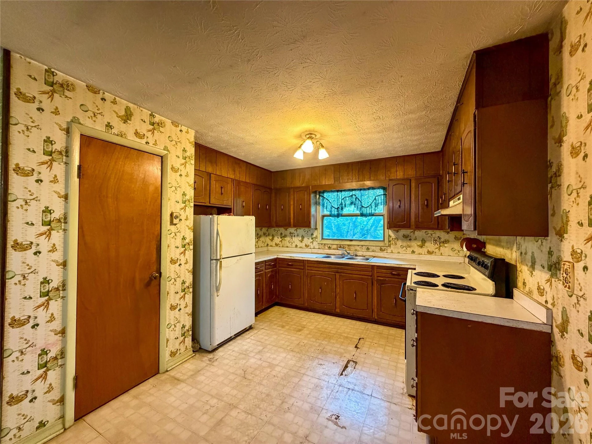 133 Jarvis Street - Photo 7