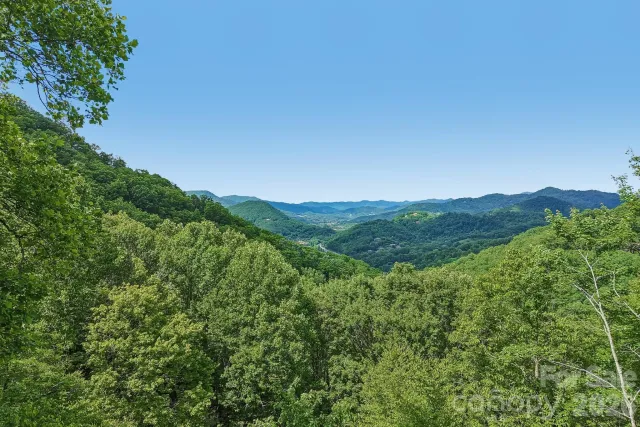 105 Dotsu Trail, Maggie Valley, NC, 28751