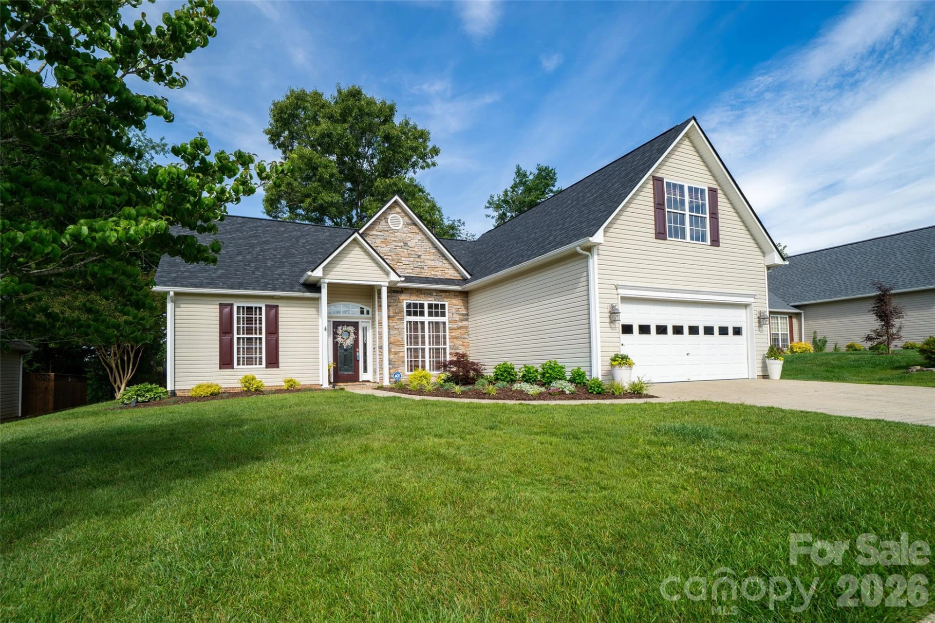 136 Cottage Ridge Road - Photo 2