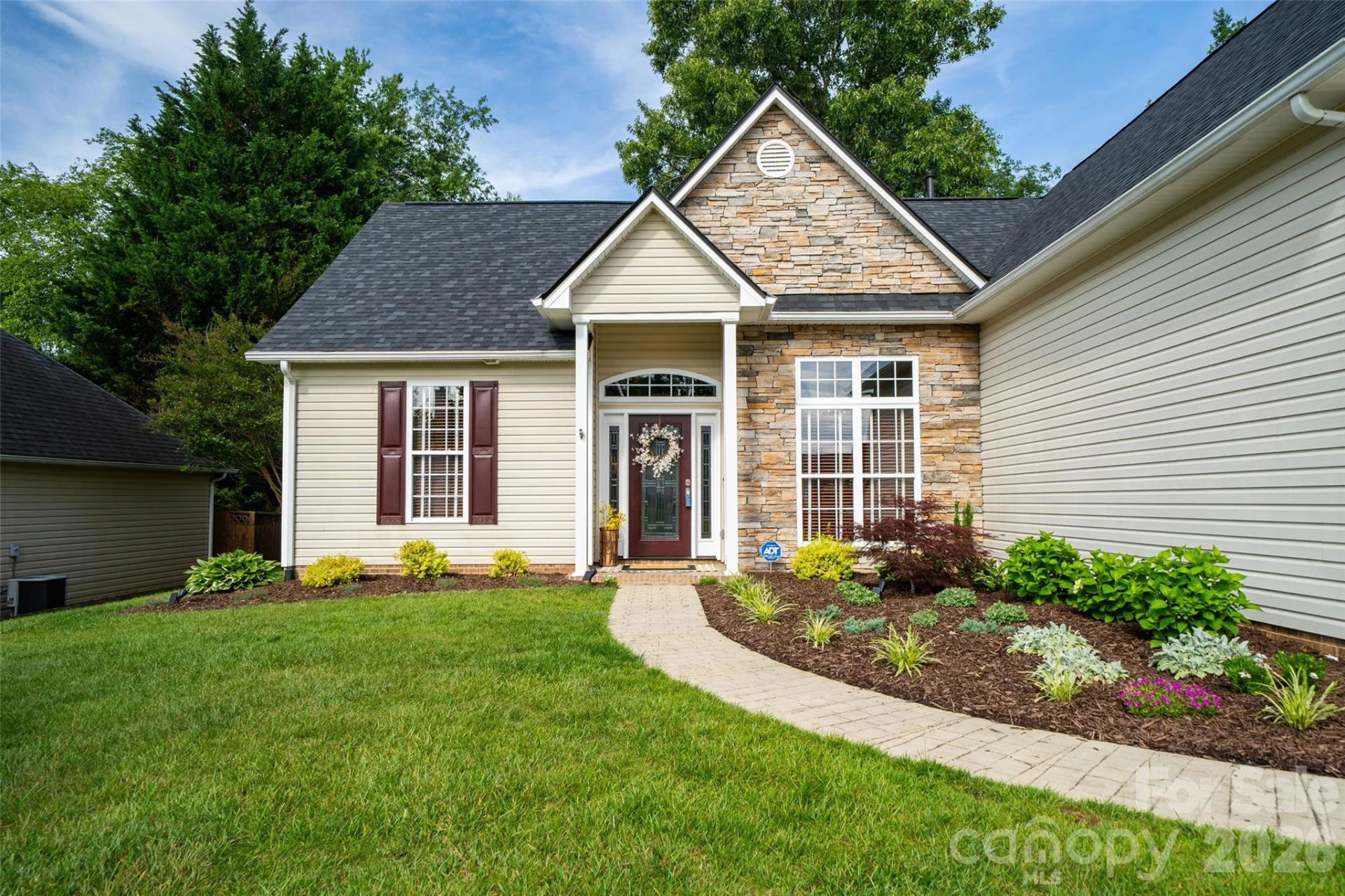 136 Cottage Ridge Road - Photo 3