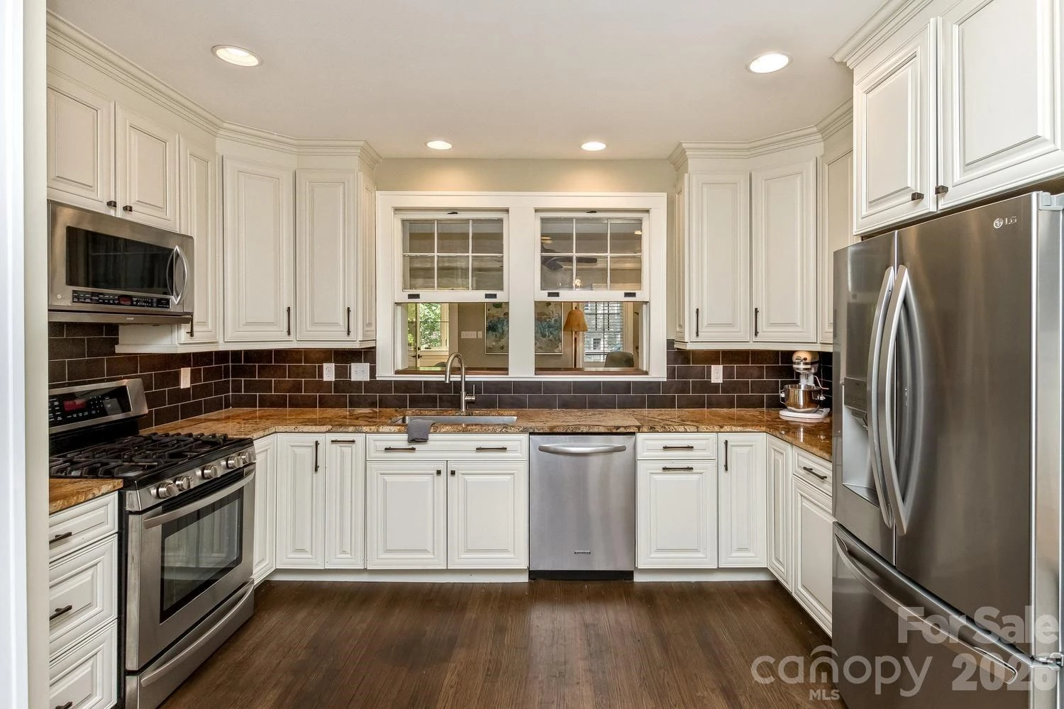 23 Woodvale Avenue - Photo 7