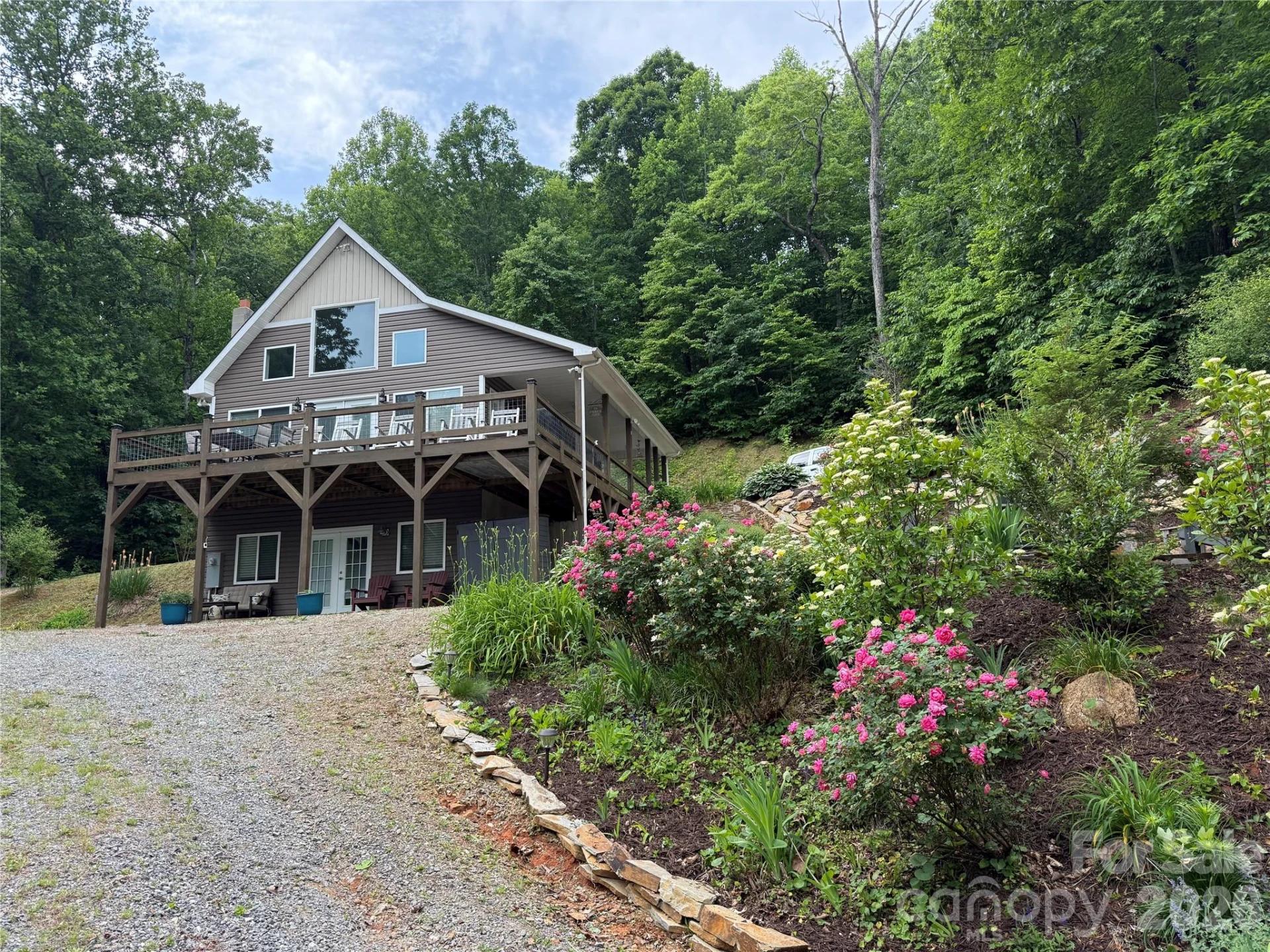 696 Hickory Nut Hollow - Photo 15