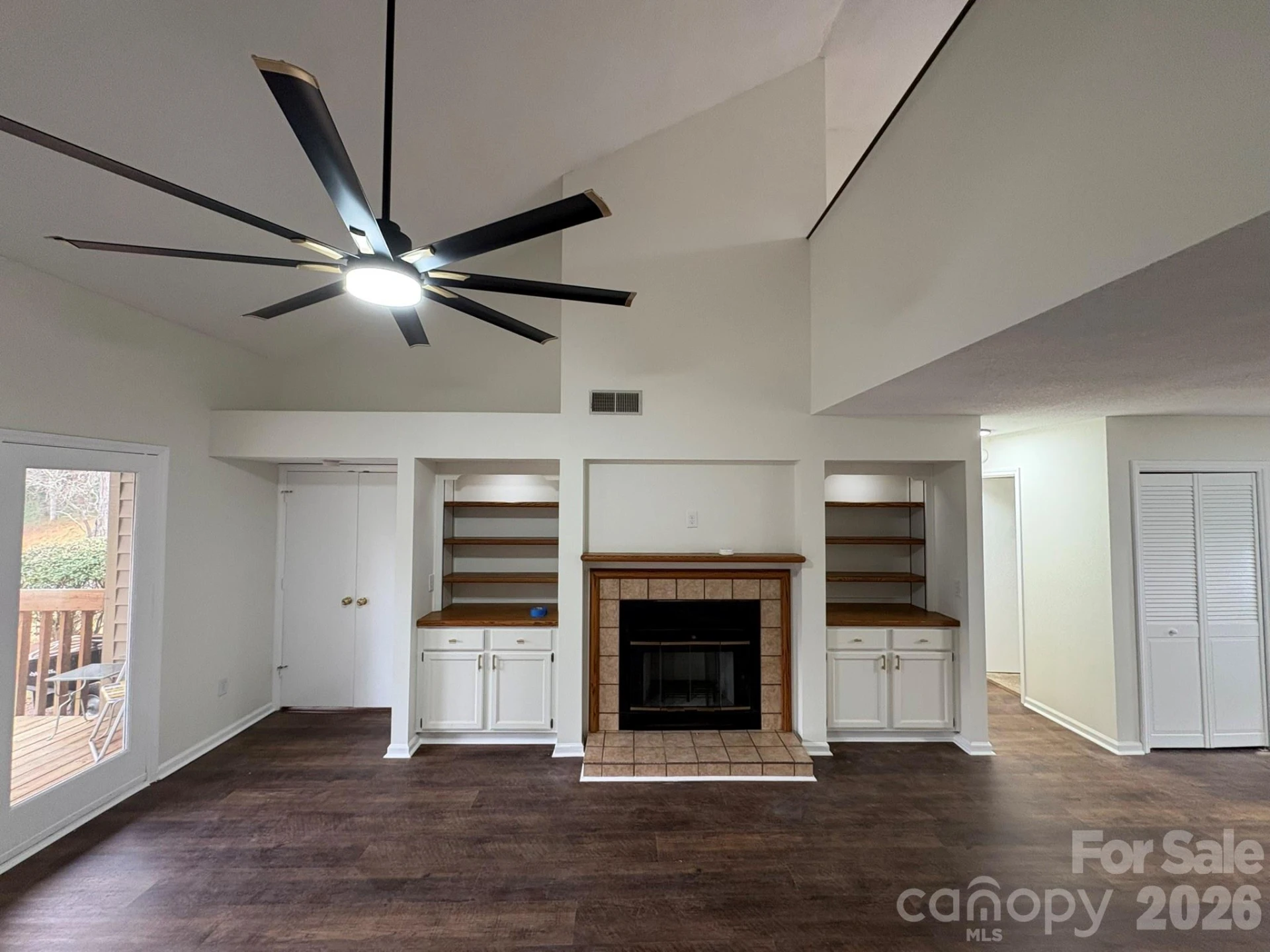 13 Laurel Place Drive - Photo 4