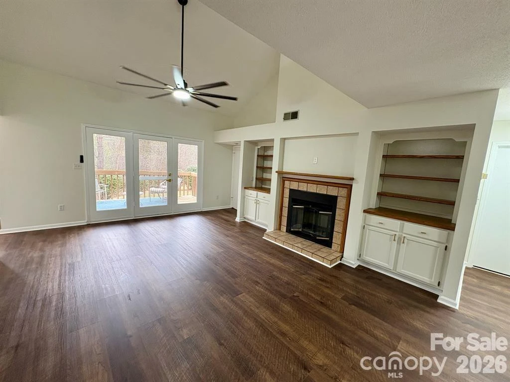 13 Laurel Place Drive - Photo 8