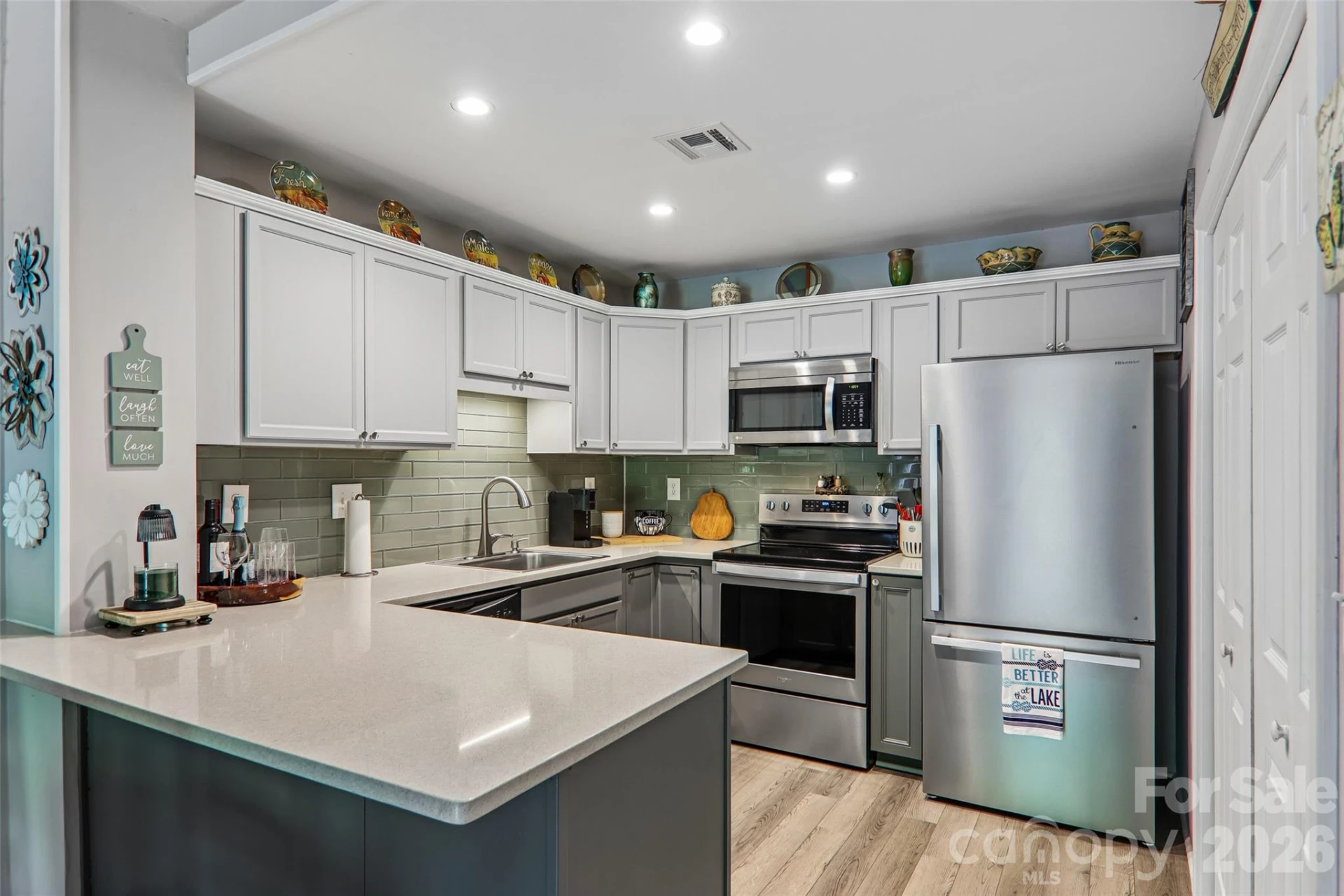 147 Lake Drive #1206 - Photo 9