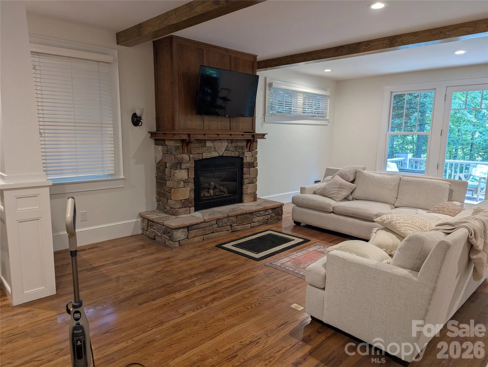 47 Cheshire Drive - Photo 4