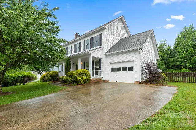 16 Trappers Run Drive, Asheville, NC, 28805