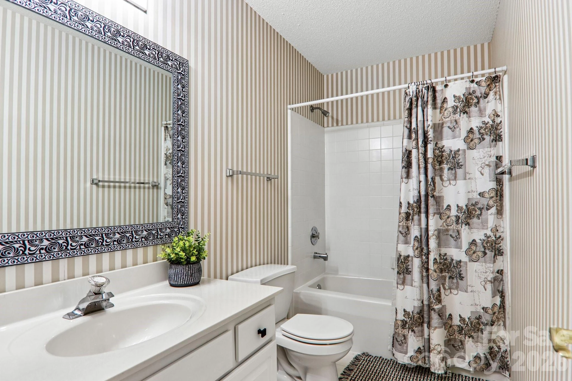 12 Wineberry Court - Photo 32