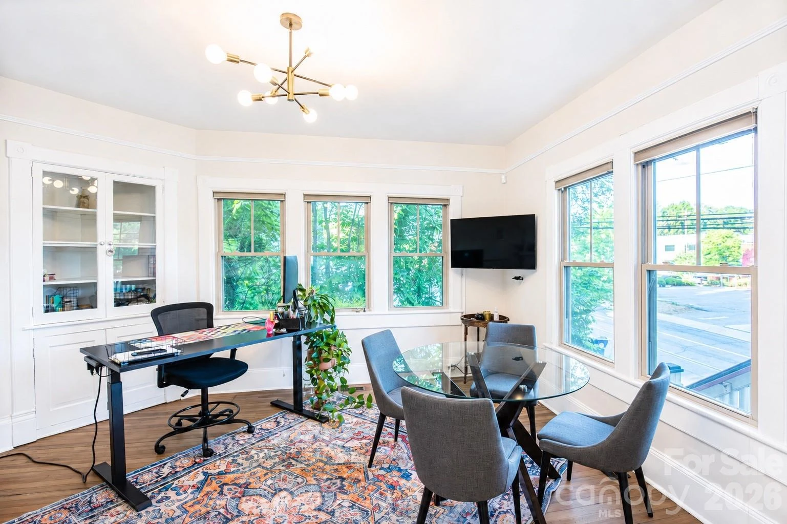 264 Haywood Road - Photo 11