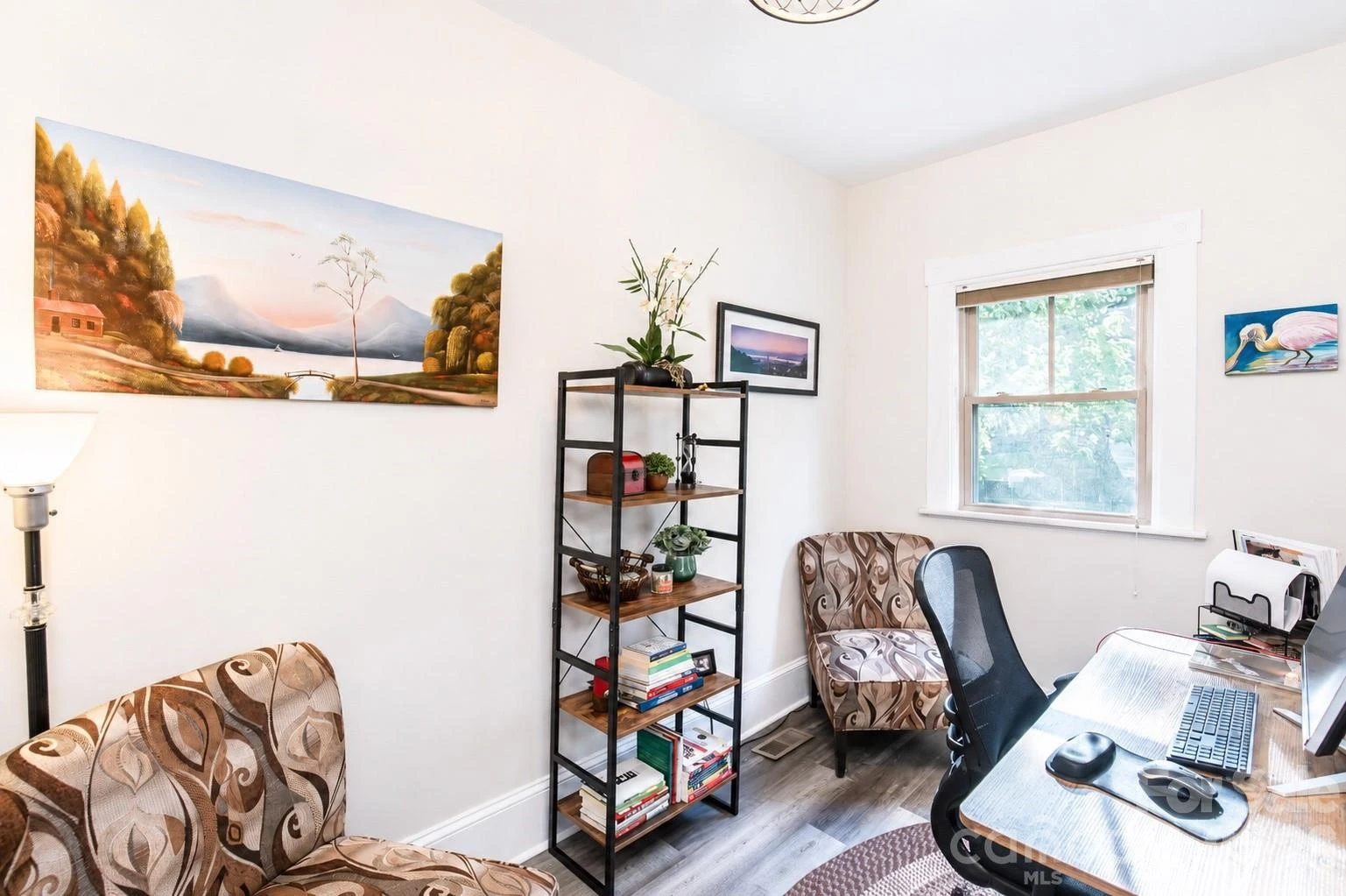 264 Haywood Road - Photo 12