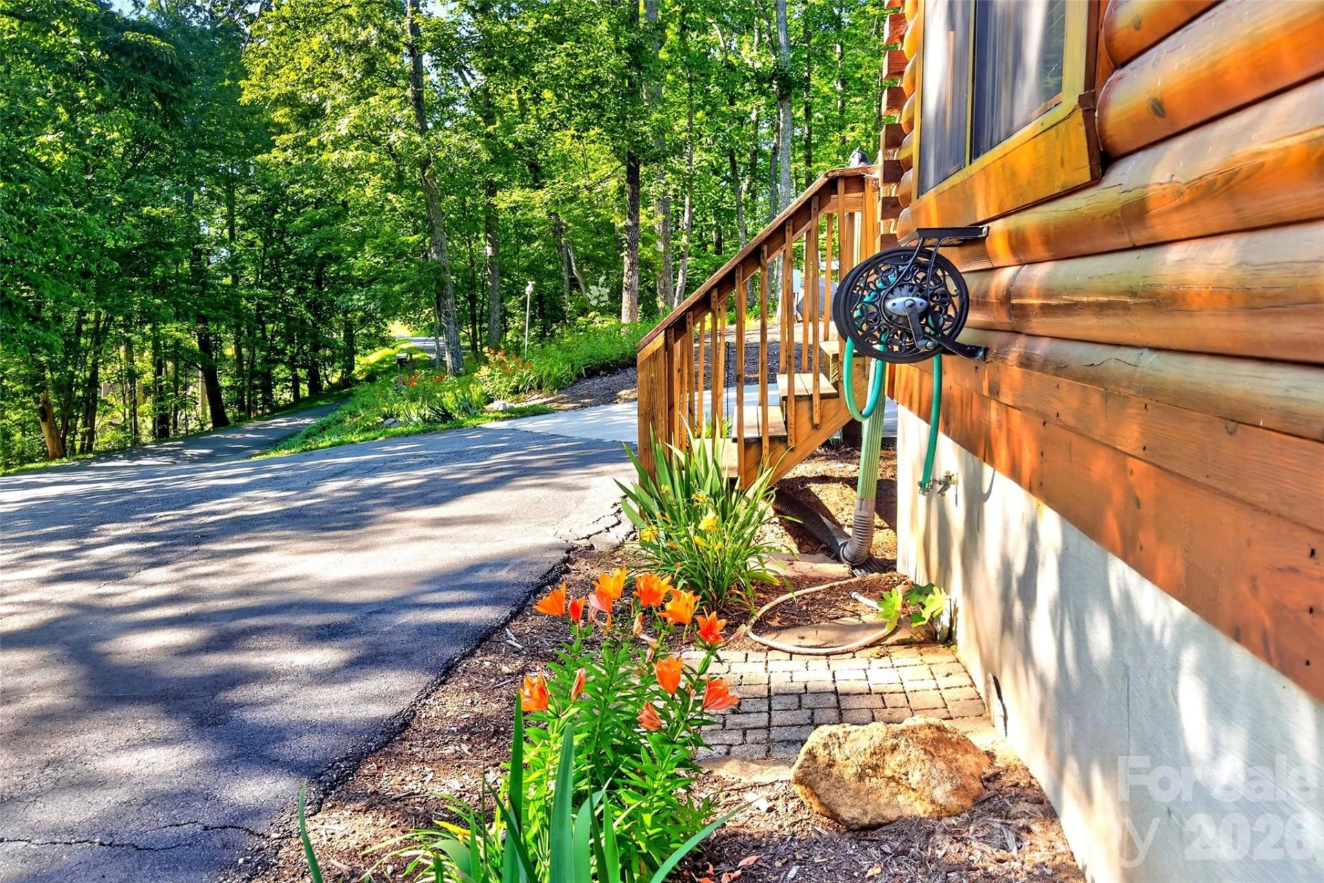 545 Mountain Crest Drive - Photo 46