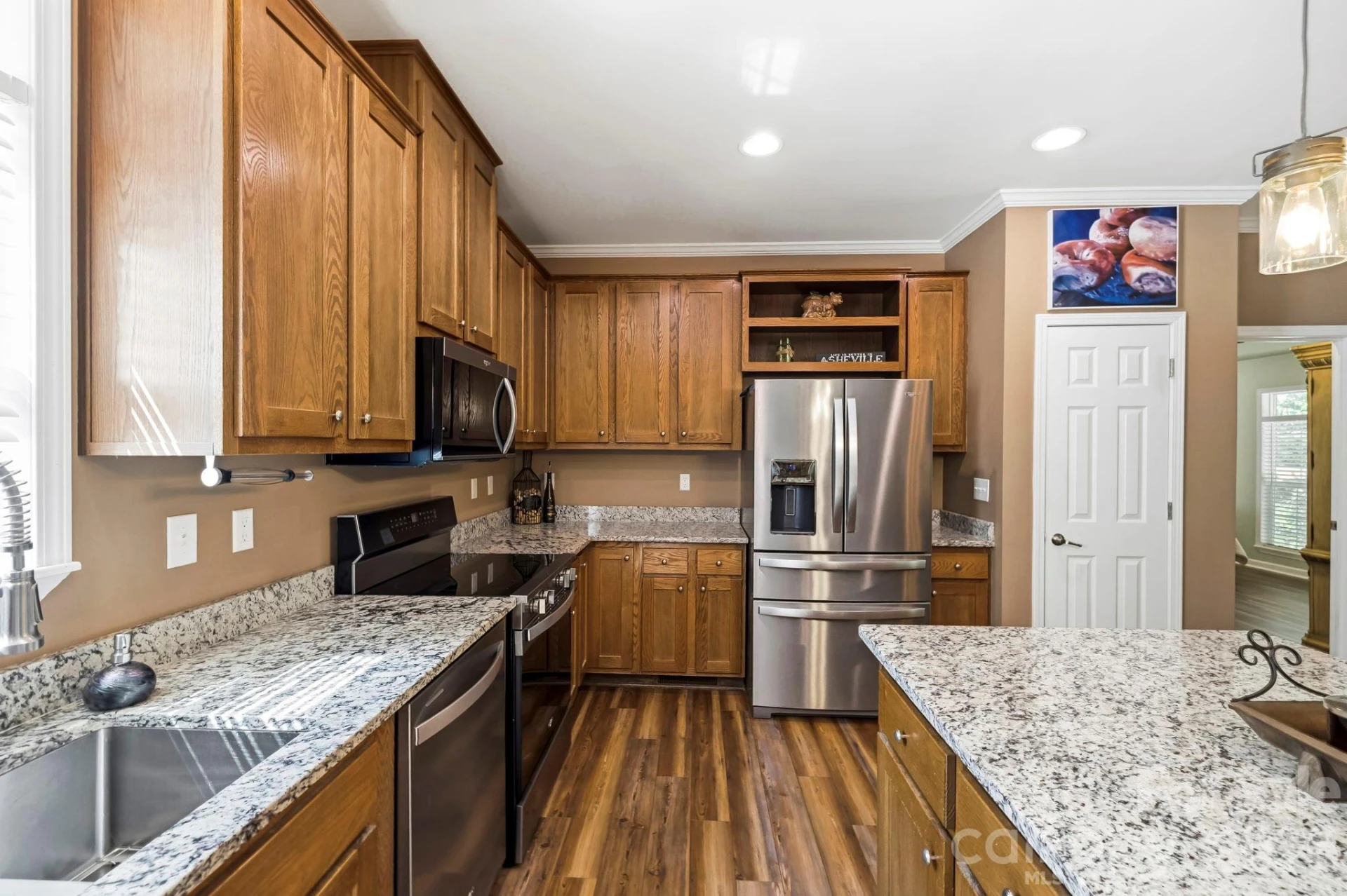 31 Enochs Way - Photo 3