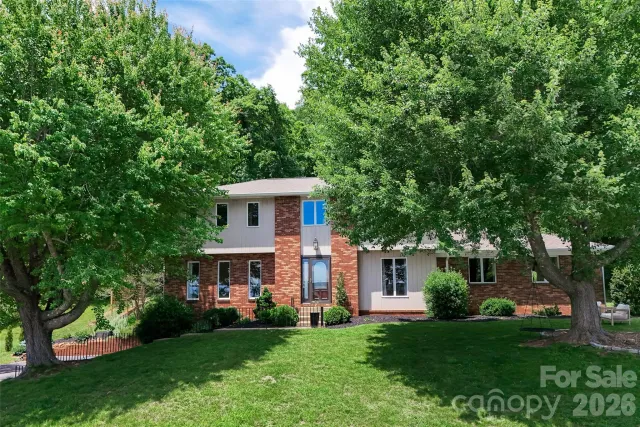 53 Braddock Way, Asheville, NC, 28803