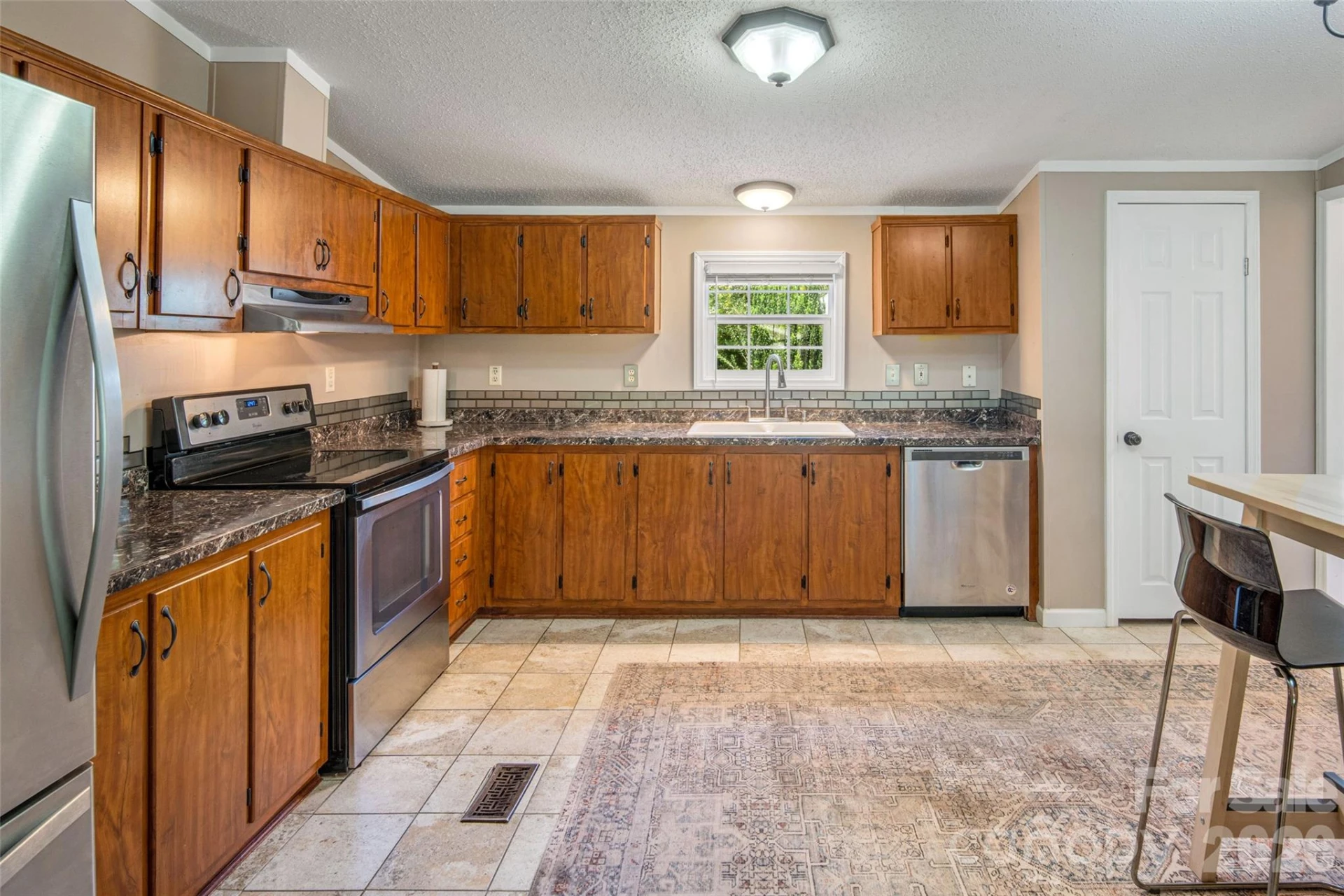 435 McMinn Road - Photo 9
