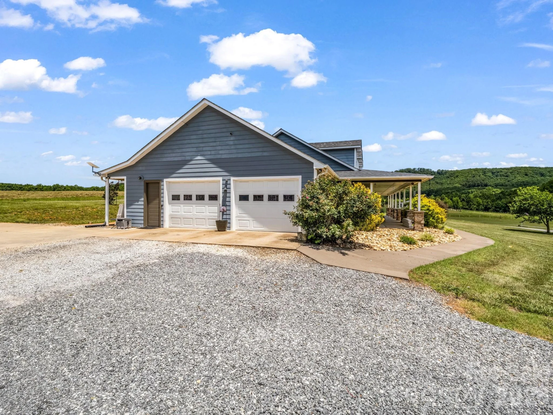 157 Cherry Ridge Drive - Photo 3