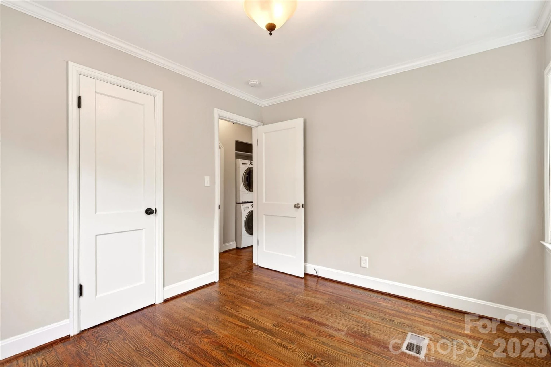 24 Dallas Street - Photo 12