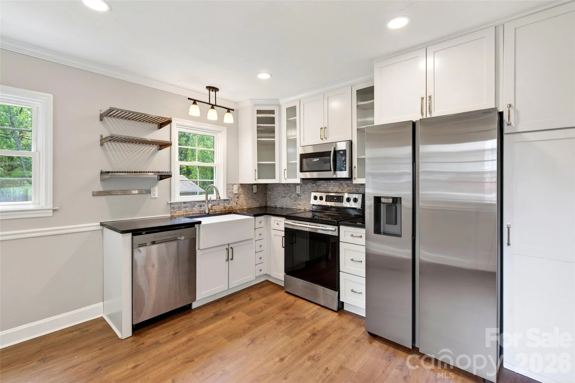 24 Dallas Street - Photo 8