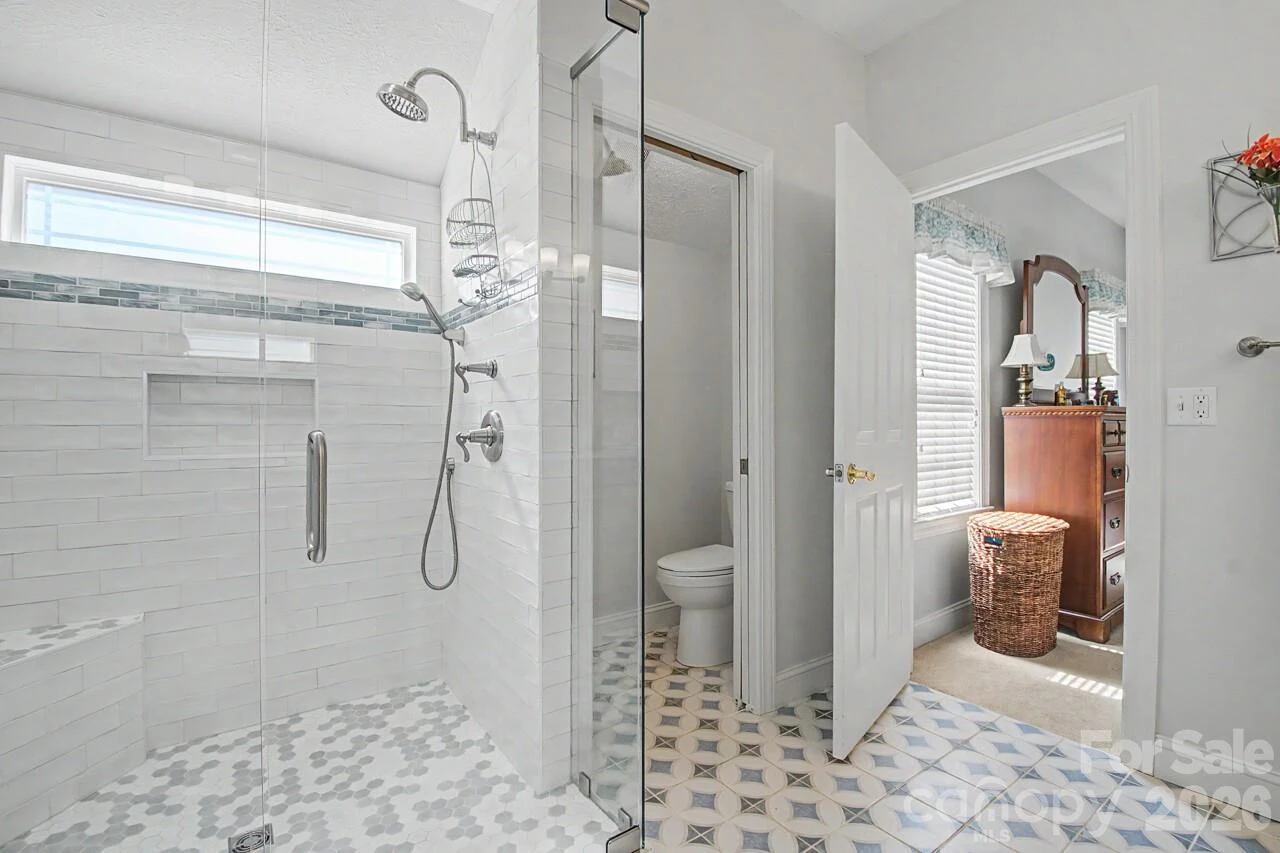 606 Carriage Commons Drive - Photo 28