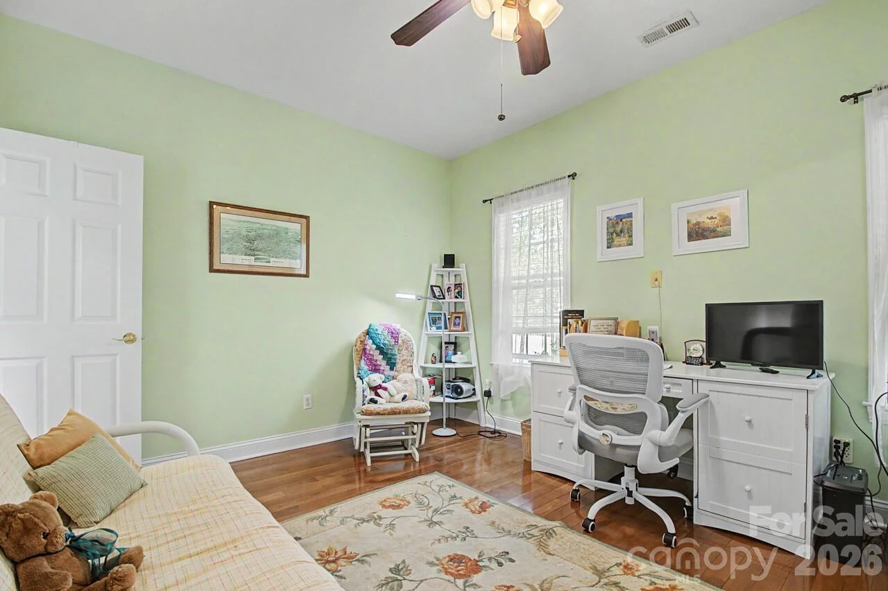 606 Carriage Commons Drive - Photo 31