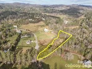 425 Nelson Valley Lane, Hendersonville, NC, 28739