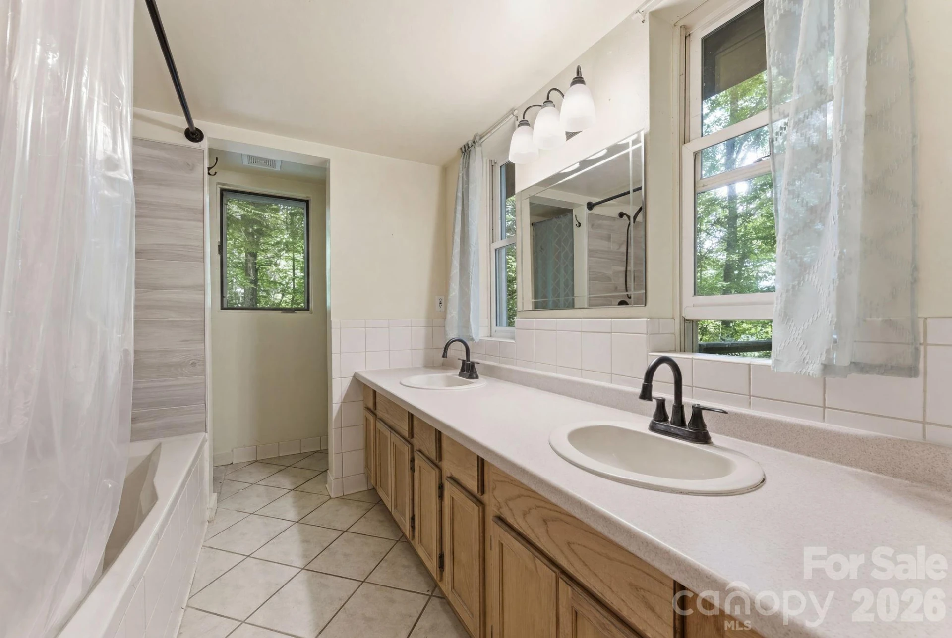 429 Biodome Drive - Photo 15