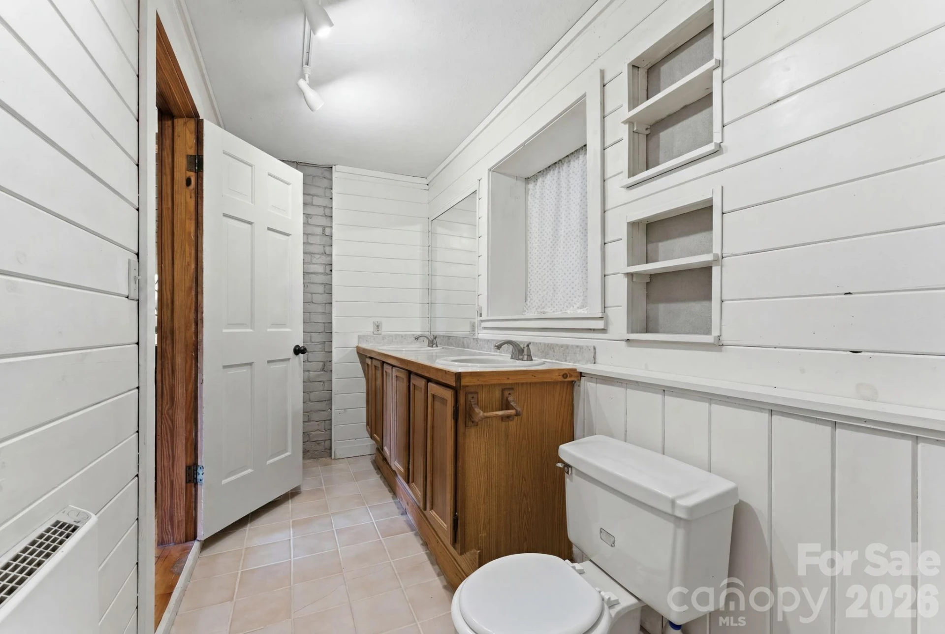 429 Biodome Drive - Photo 29