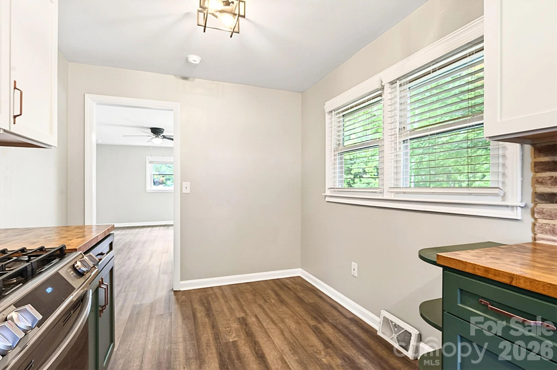 65 Farley Street - Photo 9