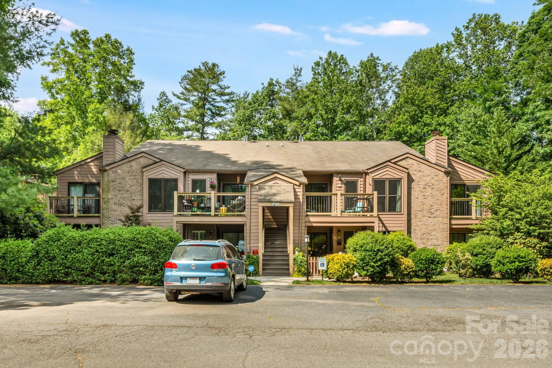 60 Ravencroft Lane - Photo 2