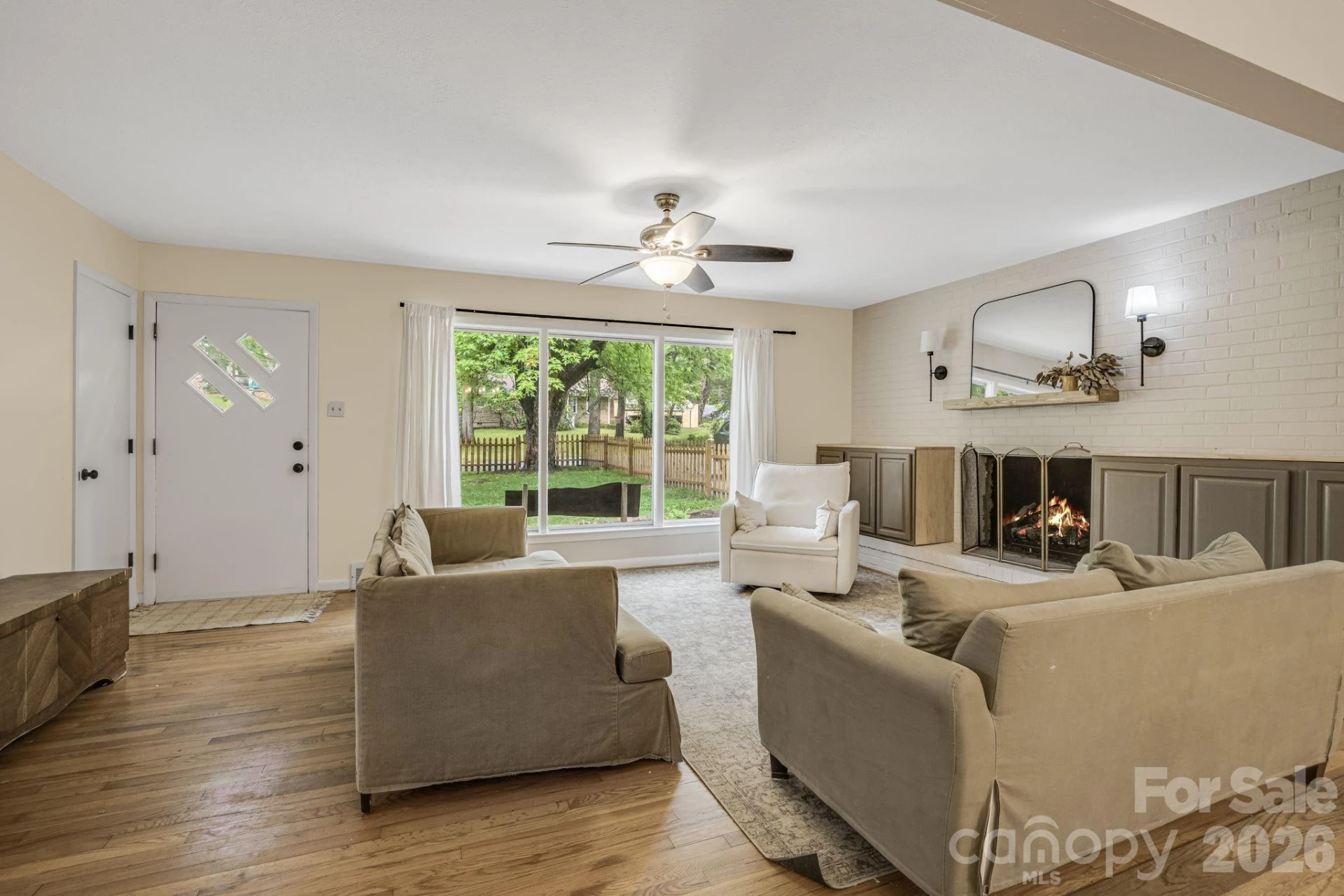 440 Royal Pines Drive - Photo 5