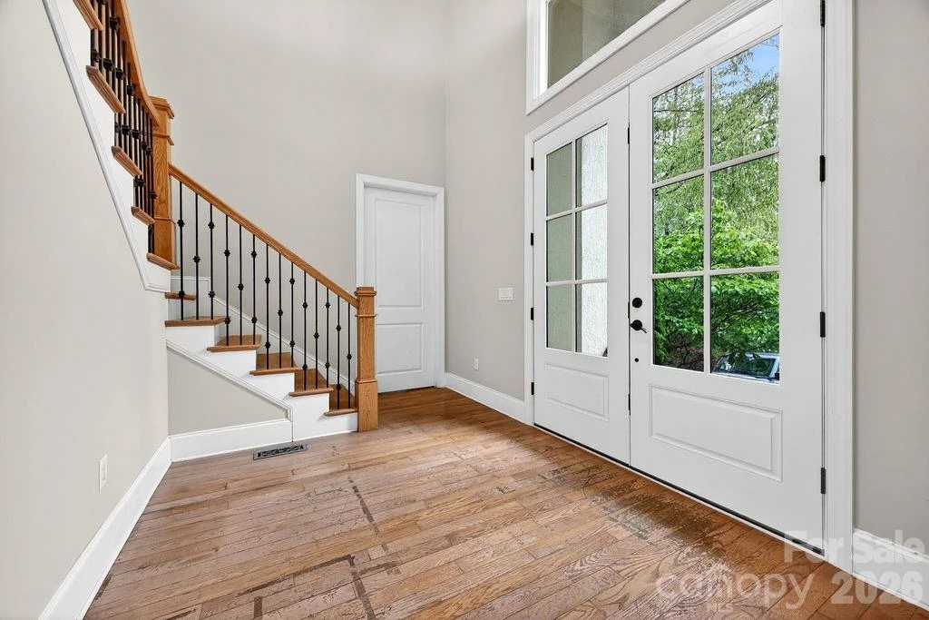 94 Oak Hollow Drive - Photo 5