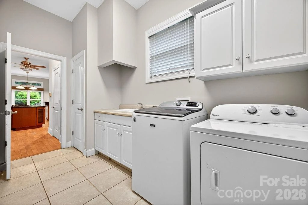 94 Oak Hollow Drive - Photo 42