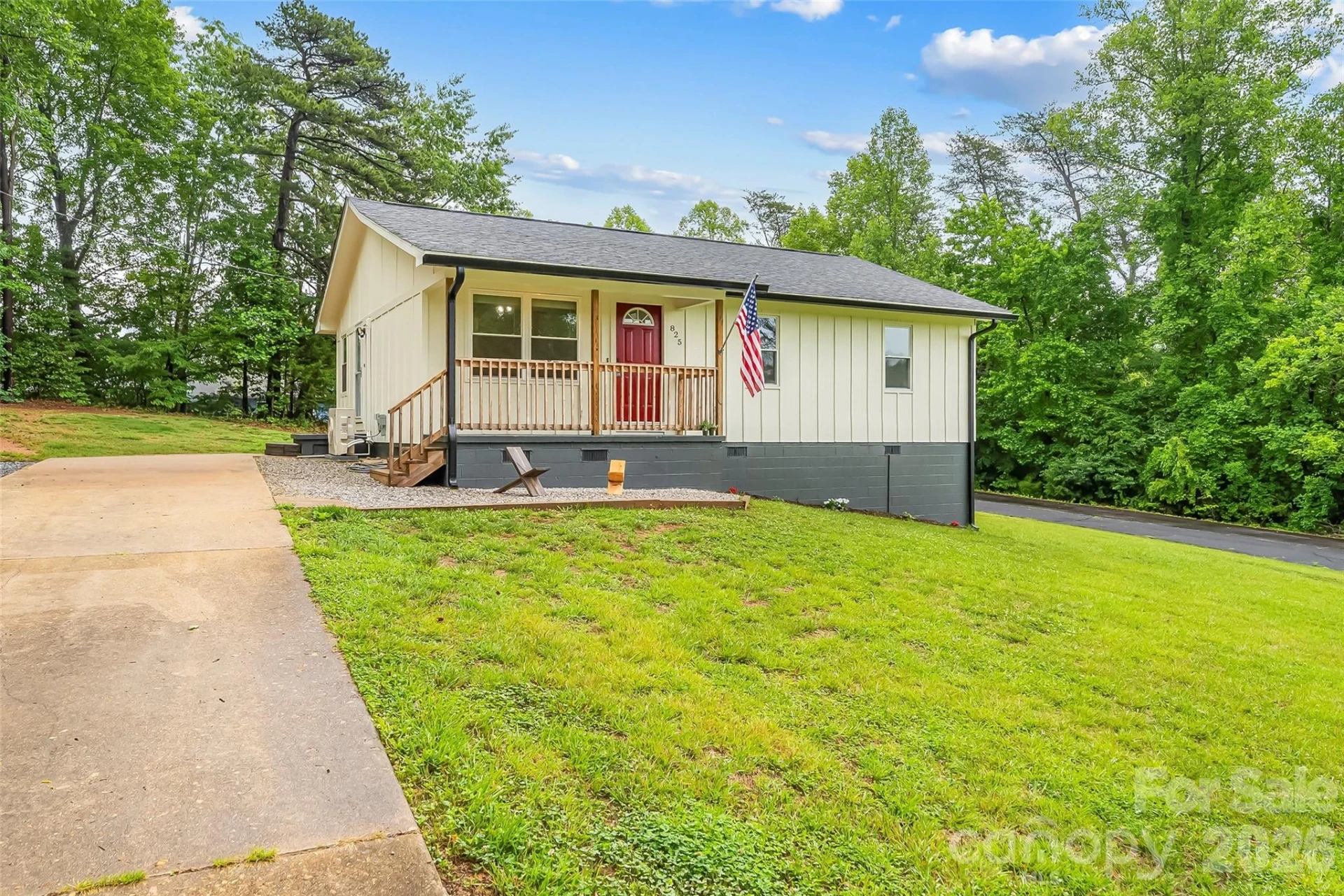 825 Creek Road - Photo 2