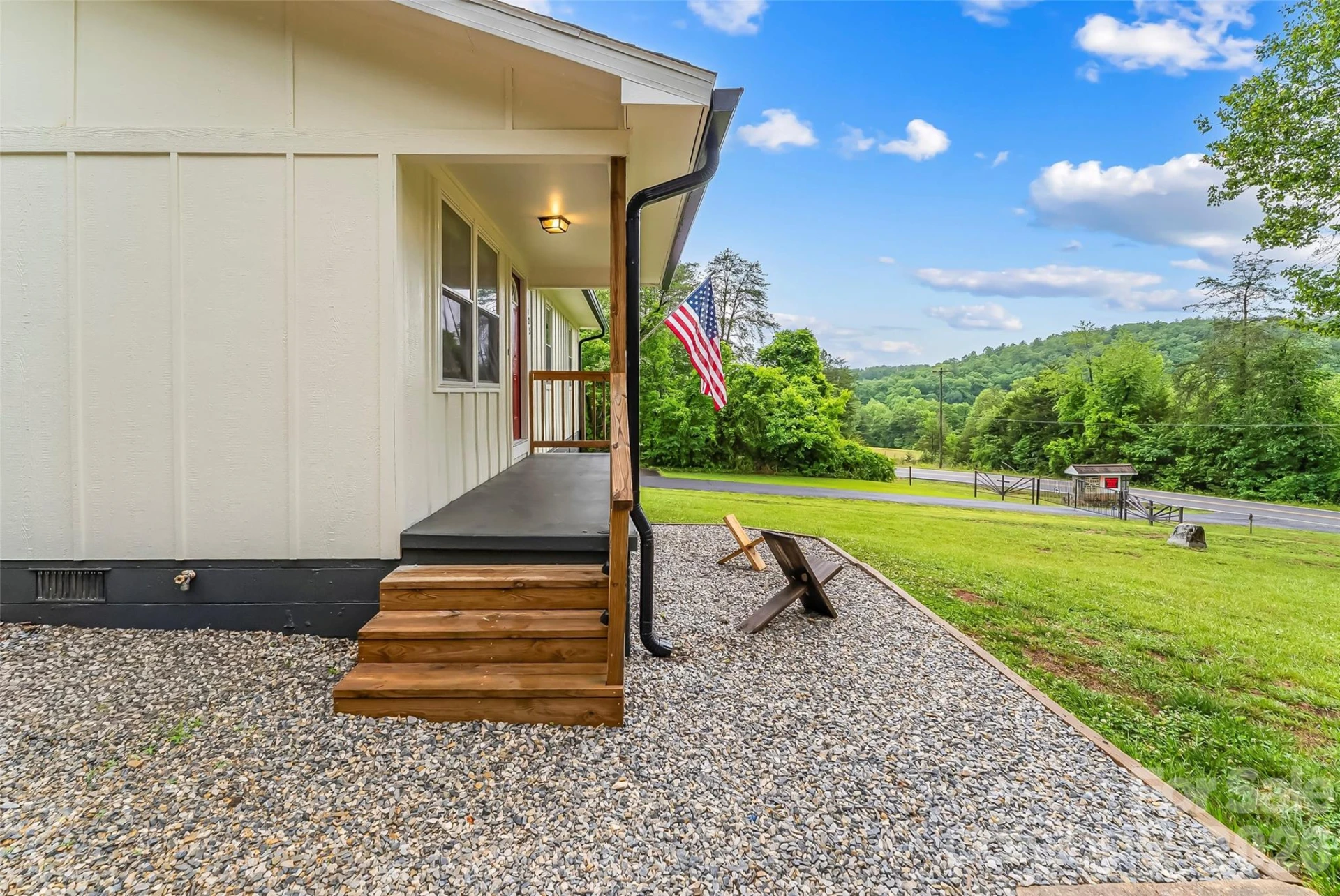 825 Creek Road - Photo 6