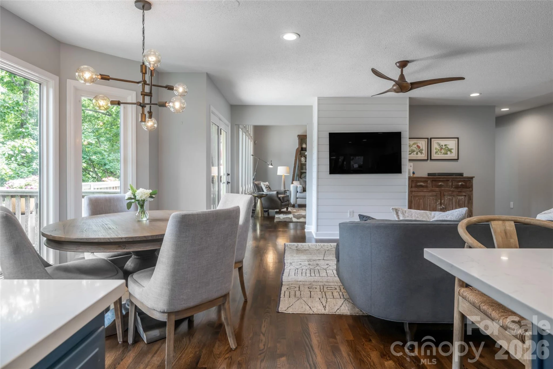203 Coachmans Court - Photo 14