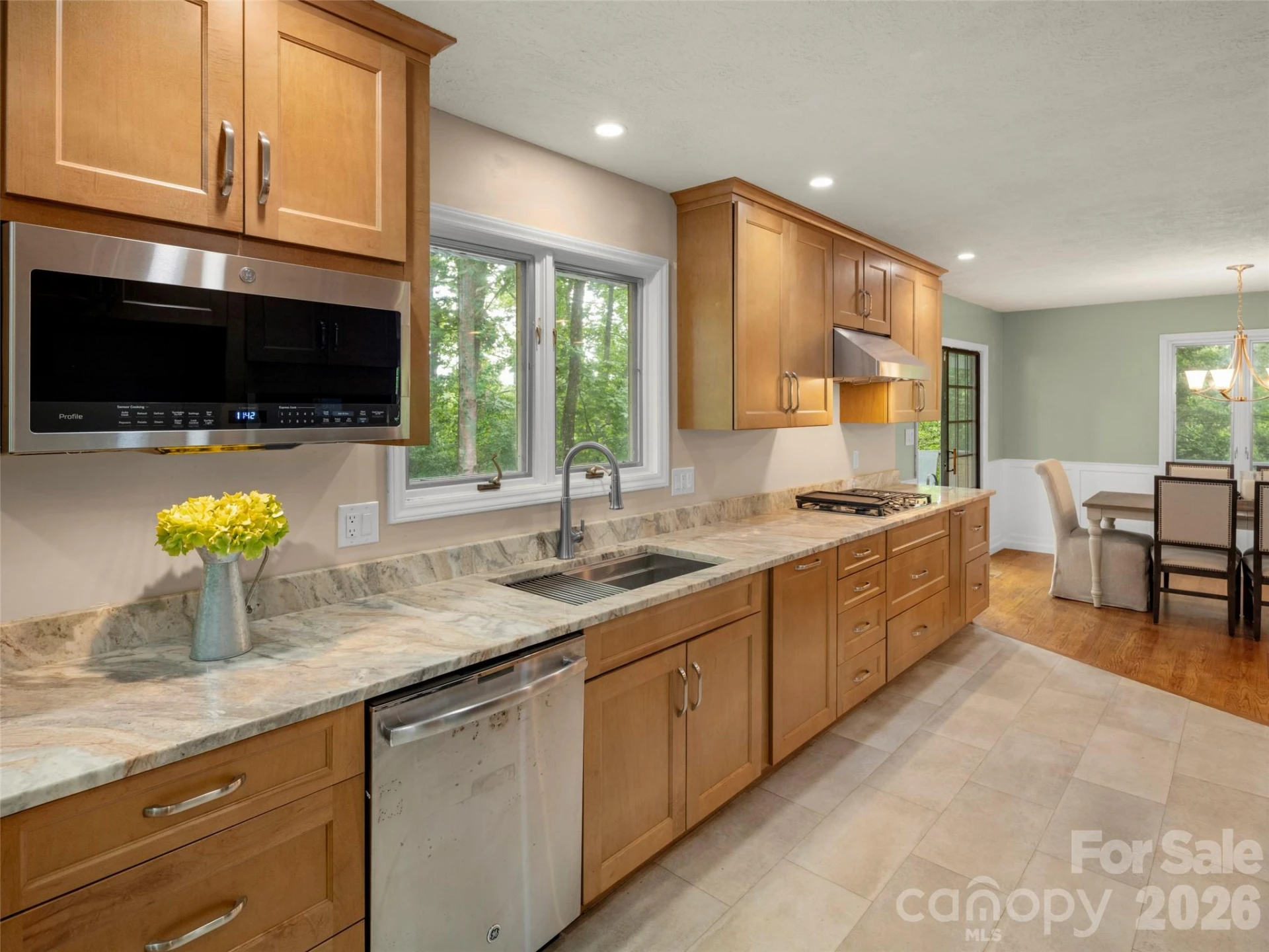 1 Glen Meadows Place - Photo 10