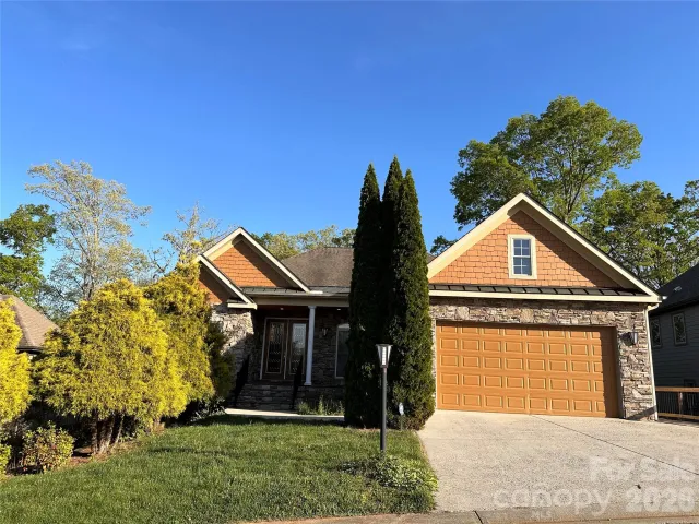 26 Stone House Road, Arden, NC, 28704