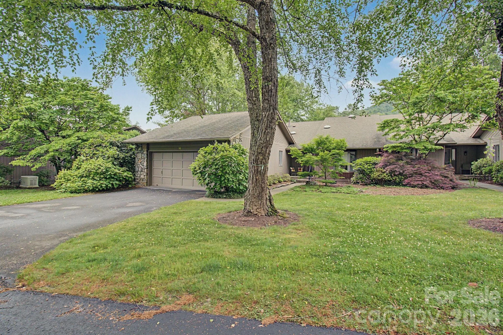 16 Clubside Drive - Photo 4