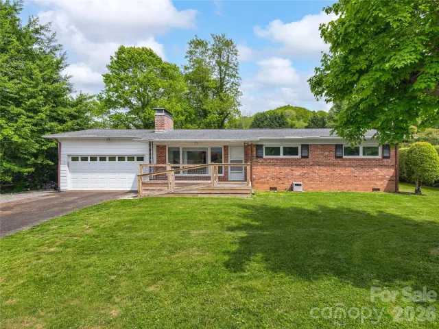 125 Playground Court, Waynesville, NC, 28786