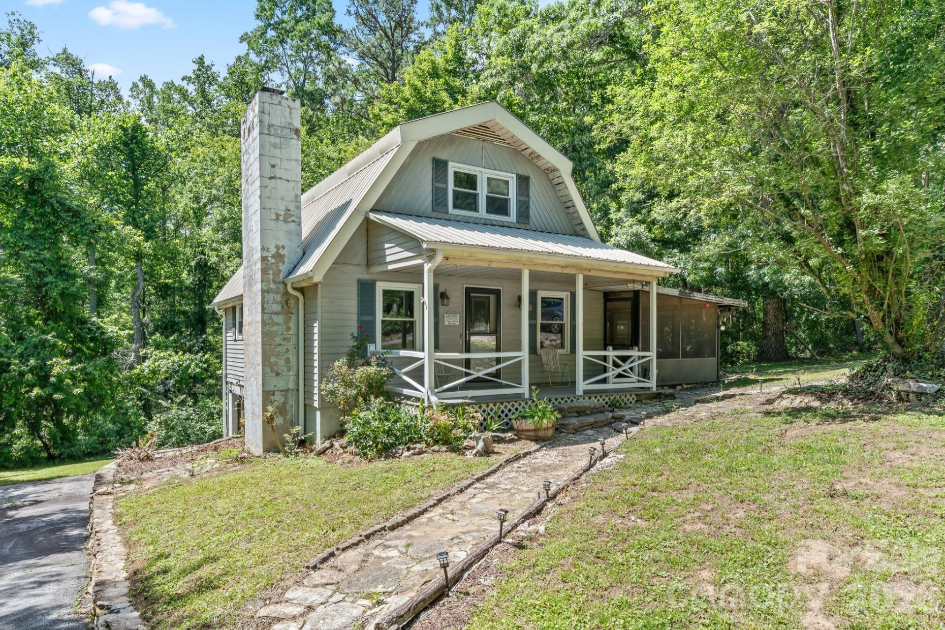 177 Poplar Drive - Photo 2