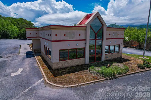 375 Long Shoals Road, Arden, NC, 28704
