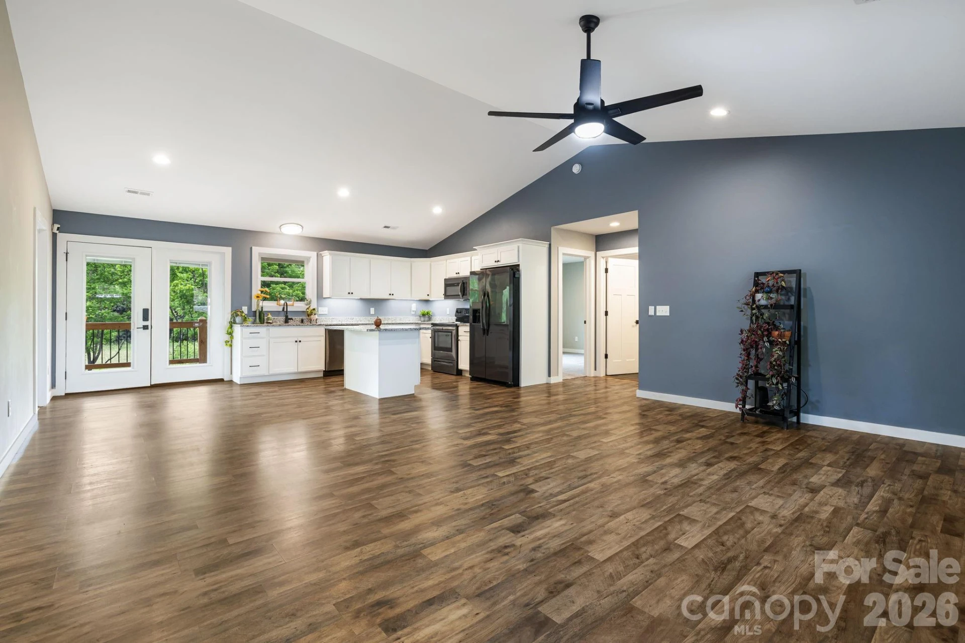 923 Newfound Road - Photo 4