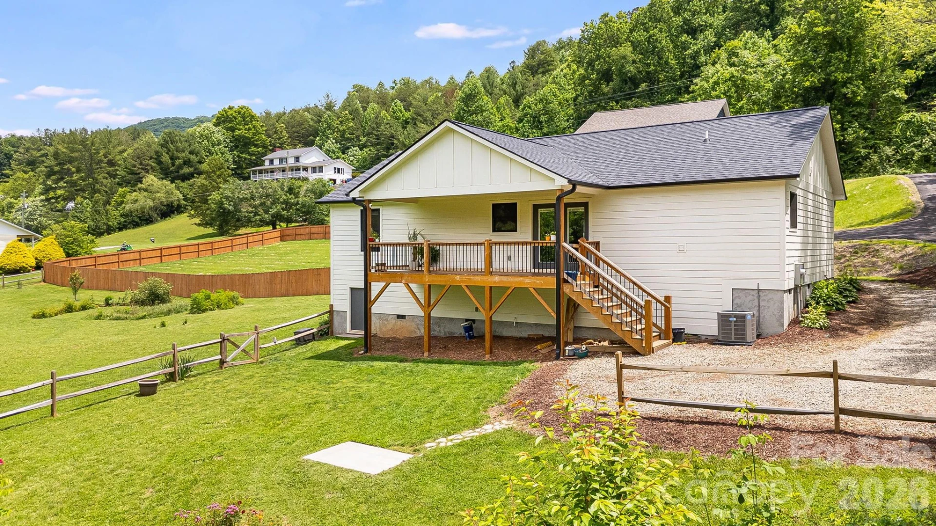 923 Newfound Road - Photo 32