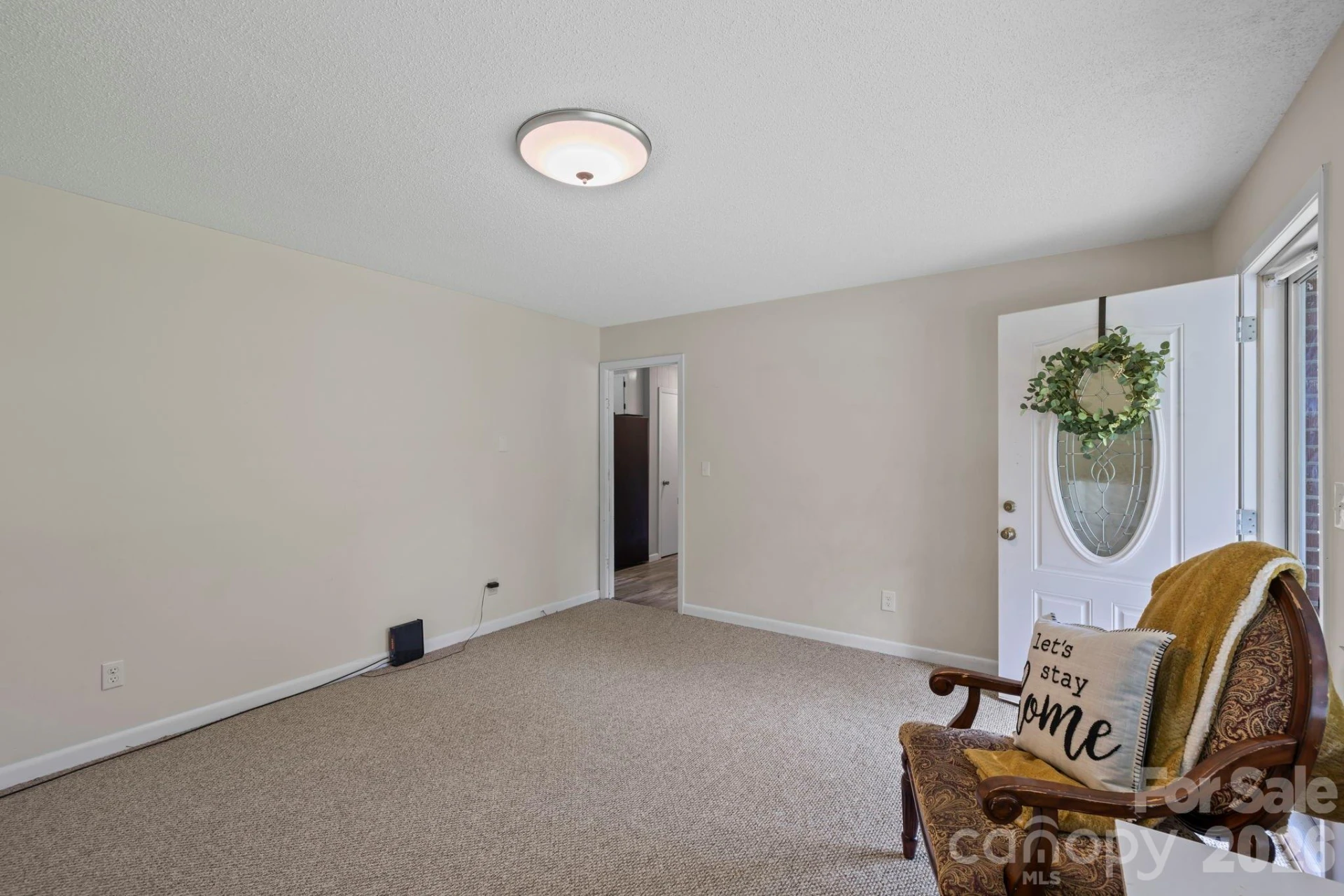 156 Eskimo Drive - Photo 3